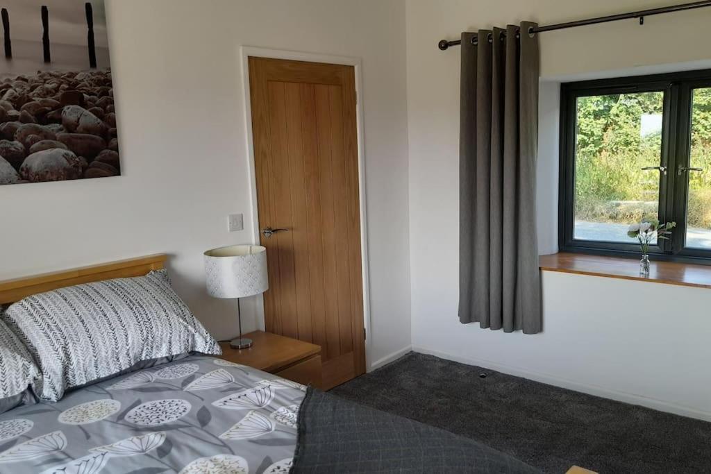 Thornmoor Barn Apartment Lifton Bagian luar foto